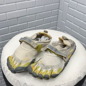 Men’s Vibram FiveFingers Bikila minimalist